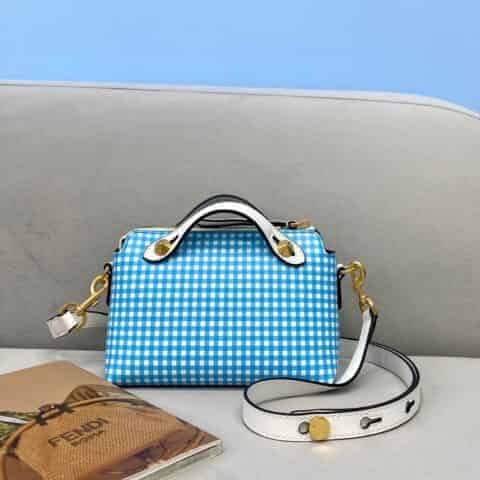 FENDI芬迪小清新方格波士顿手提袋8326