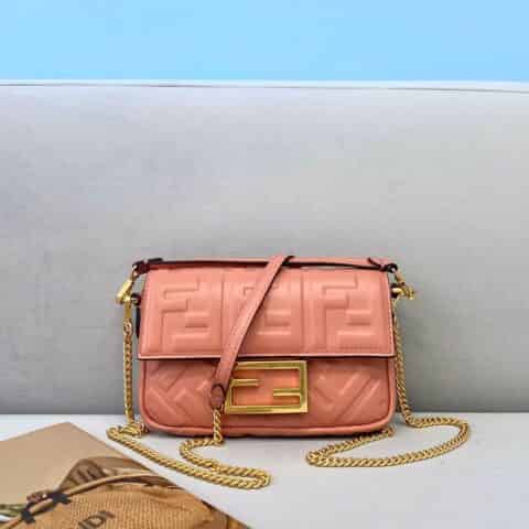 FENDI芬迪绵羊皮迷你版法棍包0135S
