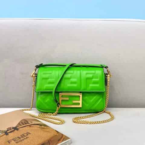 FENDI芬迪绵羊皮迷你版法棍包0135S