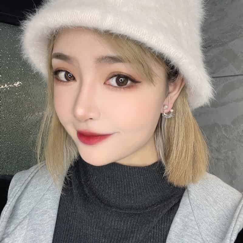 新款CHANEL香奈儿字母珍珠耳钉耳环