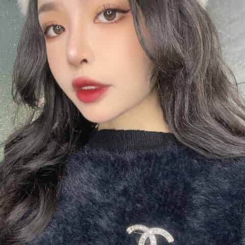 新款CHANEL香奈儿双c方钻胸针