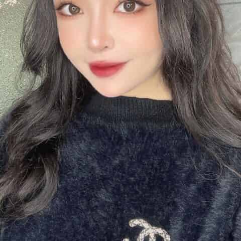 新款CHANEL香奈儿双c满钻胸针