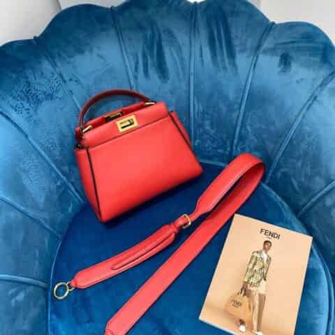 FENDI芬迪peekaboo牛皮手袋2121S