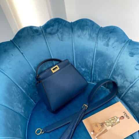 FENDI芬迪peekaboo牛皮手袋2121S