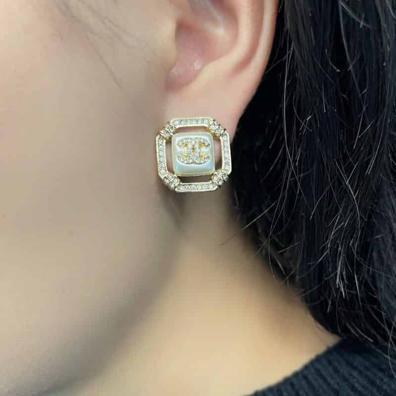 新款 CHANEL香奈儿双c耳钉耳环