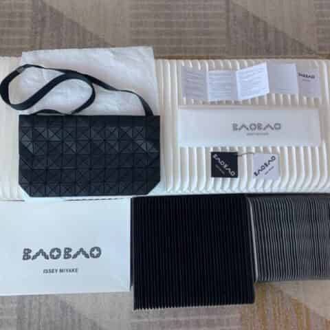 三宅一生BAO BAO ISSEY MIYAKE PRISM SAC系列单肩斜挎包BB53-AG053