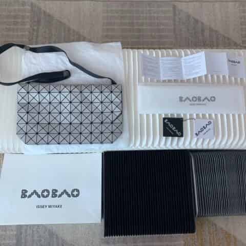 三宅一生BAO BAO ISSEY MIYAKE PRISM SAC系列单肩斜挎包BB53-AG053