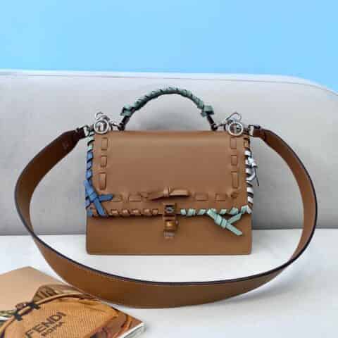 FENDI芬迪意大利牛皮KANI升级版手提包628