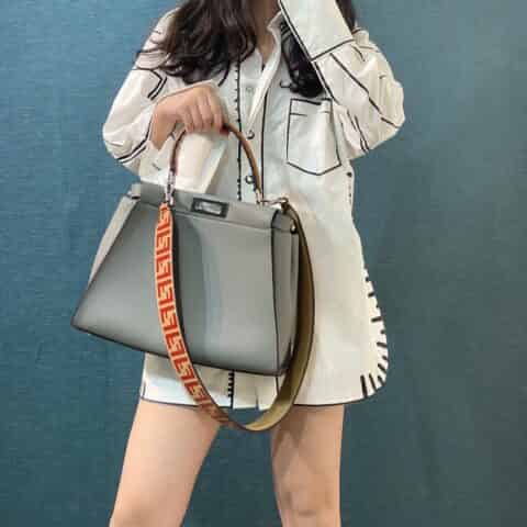 FENDI芬迪灰色Peekaboo手袋8336M