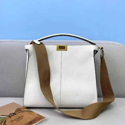 FENDI芬迪经典荔枝纹皮纯手工缝制peekaboo手袋305S