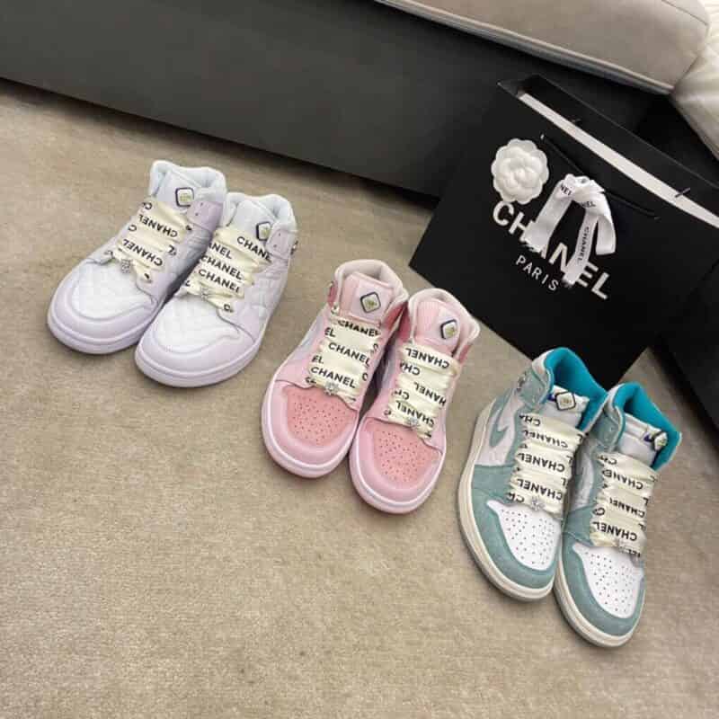 chanel香奈儿    独家AJ联名香奶奶”“超级火爆L小香高帮鞋