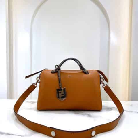FENDI芬迪柔软小牛皮波士顿手提包1150S