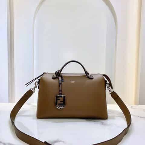 FENDI芬迪柔软小牛皮波士顿手提包1150S