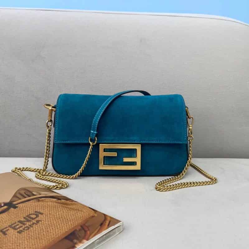 FENDI芬迪磨砂皮baguette手袋308S