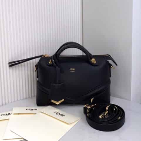 FENDI芬迪西班牙小牛皮BY THE WAY系列波士顿手袋1149