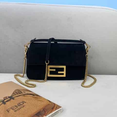 FENDI芬迪磨砂皮baguette手袋308S