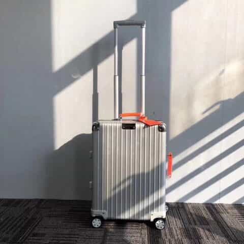 RIMOWA x AM 联名款Classic 铝合金行李箱