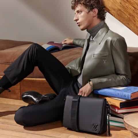 Louis Vuitton LV Messenger Aerogram邮差包 M57080