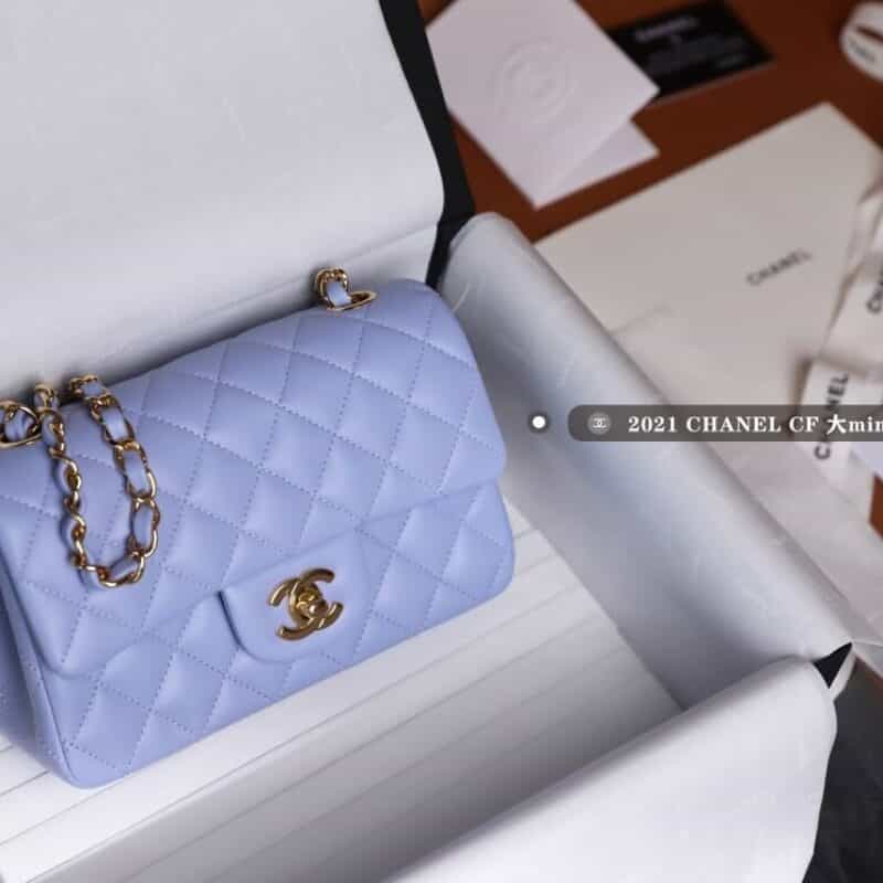 Chanel 2021春夏新色CF20大mini单肩斜挎包 A01116冰紫蓝