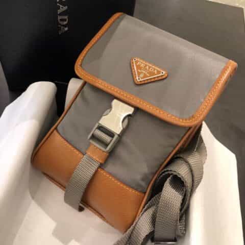 Prada 尼龙和Saffiano皮革手机包 2ZH109_2BBD_F0RM1