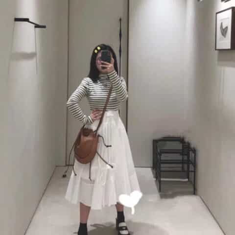 LOEWE罗意威 Horseshoe飞碟包 0526棕色