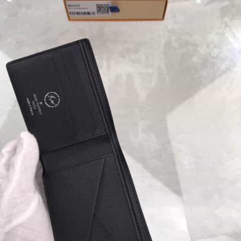 Louis Vuitton LV Multiple钱夹 M64439