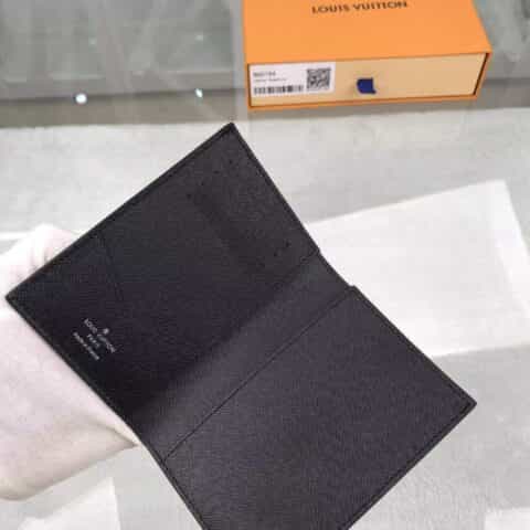 Louis Vuitton LV Passport Cover护照套 N60154