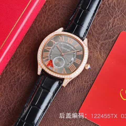 卡地亚—Drive de Cartier系列腕表