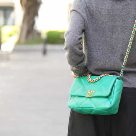 Chanel香奈儿 19 Flap Bag AS1160小号26C绿色