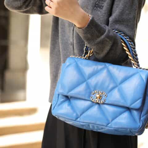 Chanel香奈儿 19 Flap Bag AS1161中号30CM北风蓝