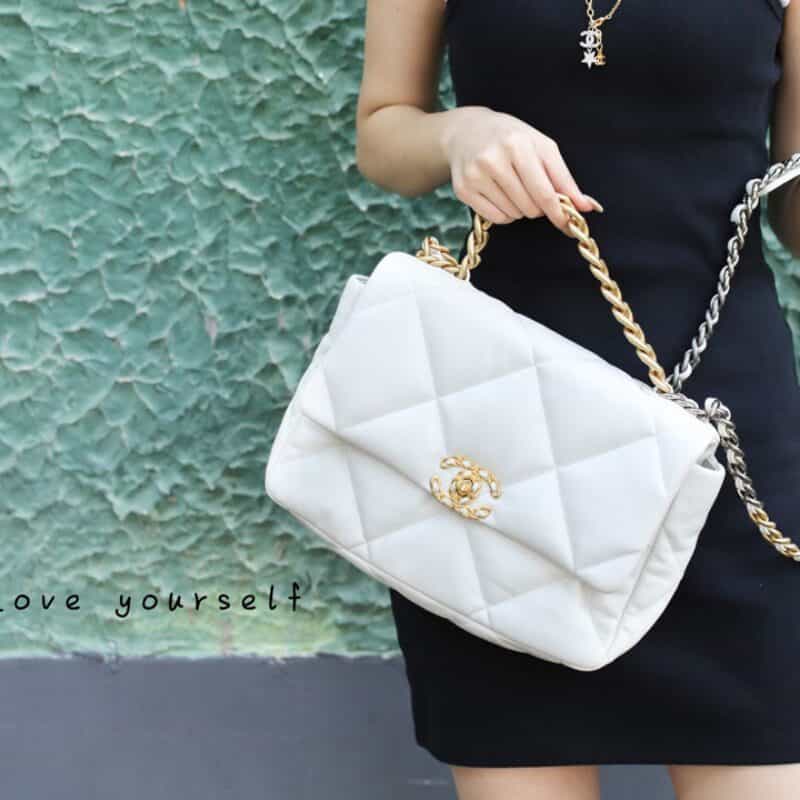 Chanel香奈儿 19 Flap Bag AS1161中号30CM白色