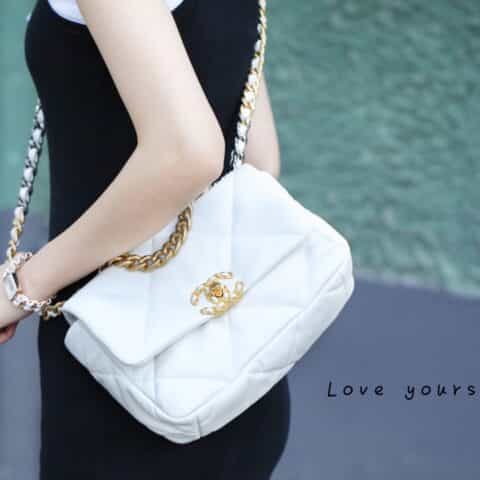 Chanel香奈儿 19 Flap Bag AS1160小号26C白色