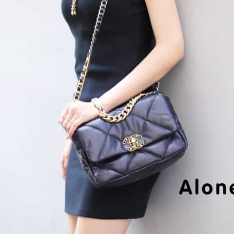 Chanel香奈儿 19 Flap Bag AS1160小号26C深蓝色