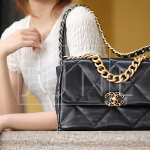 Chanel香奈儿 19 Flap Bag AS1161中号30CM黑色
