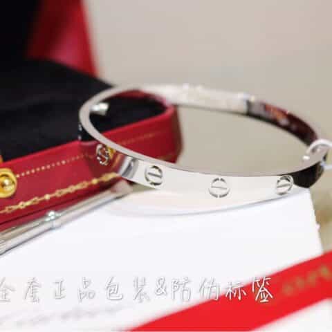 卡地亚经典款Love系列手镯