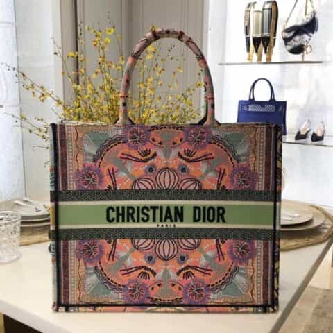 Dior In Lights 刺绣 M1286ZRLE_M886