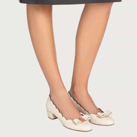 顶级版本SF salvatore Ferragamo  菲拉格慕2021新款vara系列扇形波浪边浅口单鞋这款浅口鞋