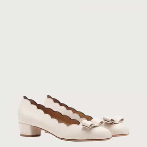 顶级版本SF salvatore Ferragamo  菲拉格慕2021新款vara系列扇形波浪边浅口单鞋这款浅口鞋