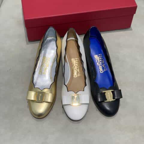 顶级版本SF salvatore Ferragamo  菲拉格慕2021新款vara系列扇形波浪边浅口单鞋这款浅口鞋