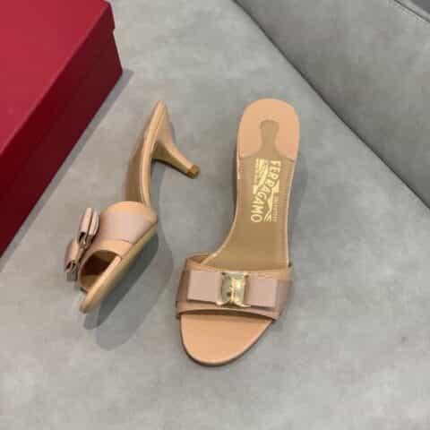 SF salvatore Ferragamo  菲拉格慕经典款细跟拖鞋高跟凉拖