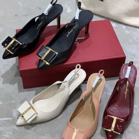 SF salvatore Ferragamo  菲拉格慕最新款尖头叠层蝴蝶结中跟细跟后空凉鞋