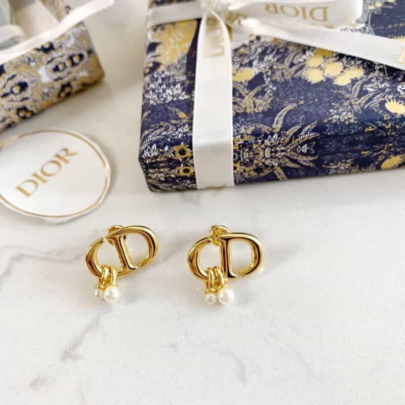 新款DIOR迪奥CD珍珠耳钉耳环
