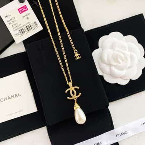 新款 CHANEL香奈儿双c珍珠项链