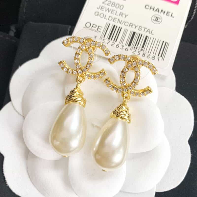 新款 CHANEL香奈儿双c珍珠耳钉耳环