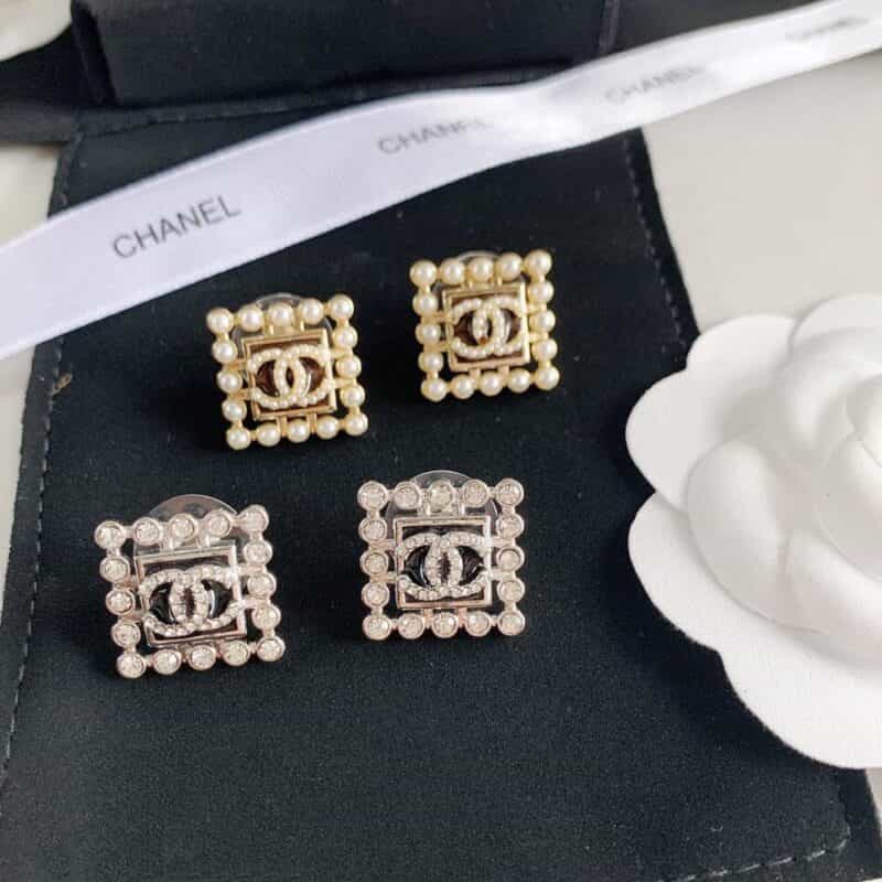 20新款CHANEL香奈儿双c珍珠&满钻耳钉耳环