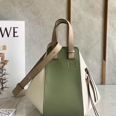 LOEWE罗意威 Hammock bag吊床包 0216小号绿白拼色