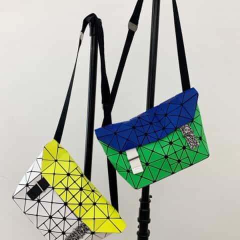 Issey Miyake三宅一生专柜限定双面情人系列邮差包AG647