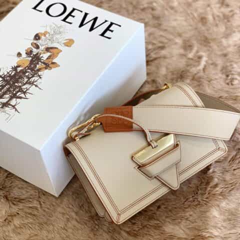 LOEWE罗意威 Barcelona bag 三角包 0527灰色24CM