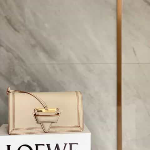 LOEWE罗意威 Mini Barcelona bag 三角包 0528灰色20CM
