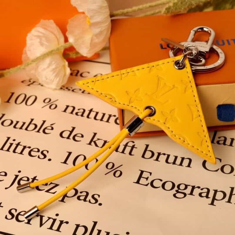 Louis Vuitton LV Mini Icon Kite 包饰与钥匙扣 MP2625